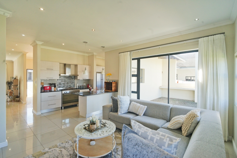 3 Bedroom Property for Sale in Winterstrand Eastern Cape
